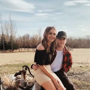 Meet your Posher, Courtney